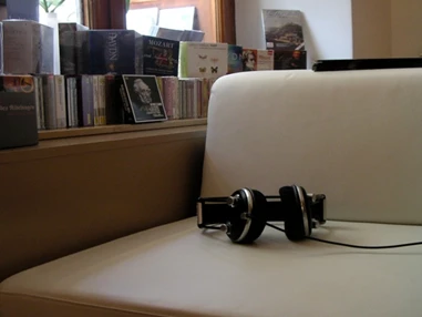 Unternehmen: MyHomeMusic Lounge