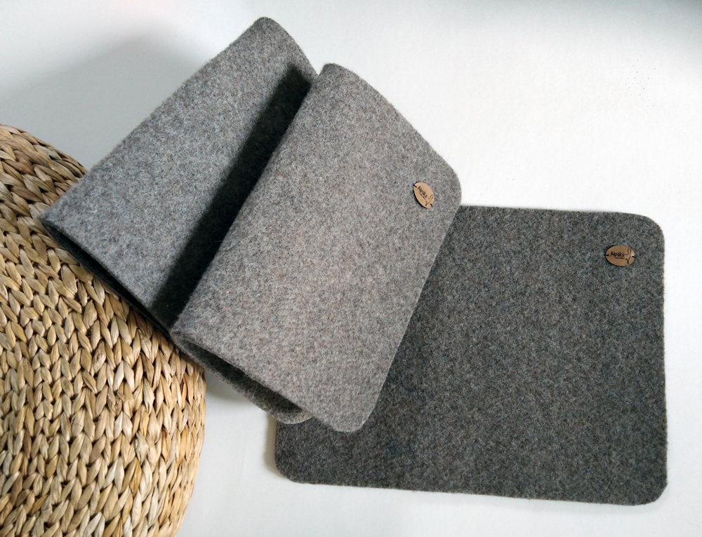 Alpaka Agnes Winzig Produkt-Beispiele ALPAKA-Sitzunterlage TO GO