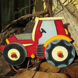 Unternehmen: KinderGargerobe * Traktor * - HolzHexe