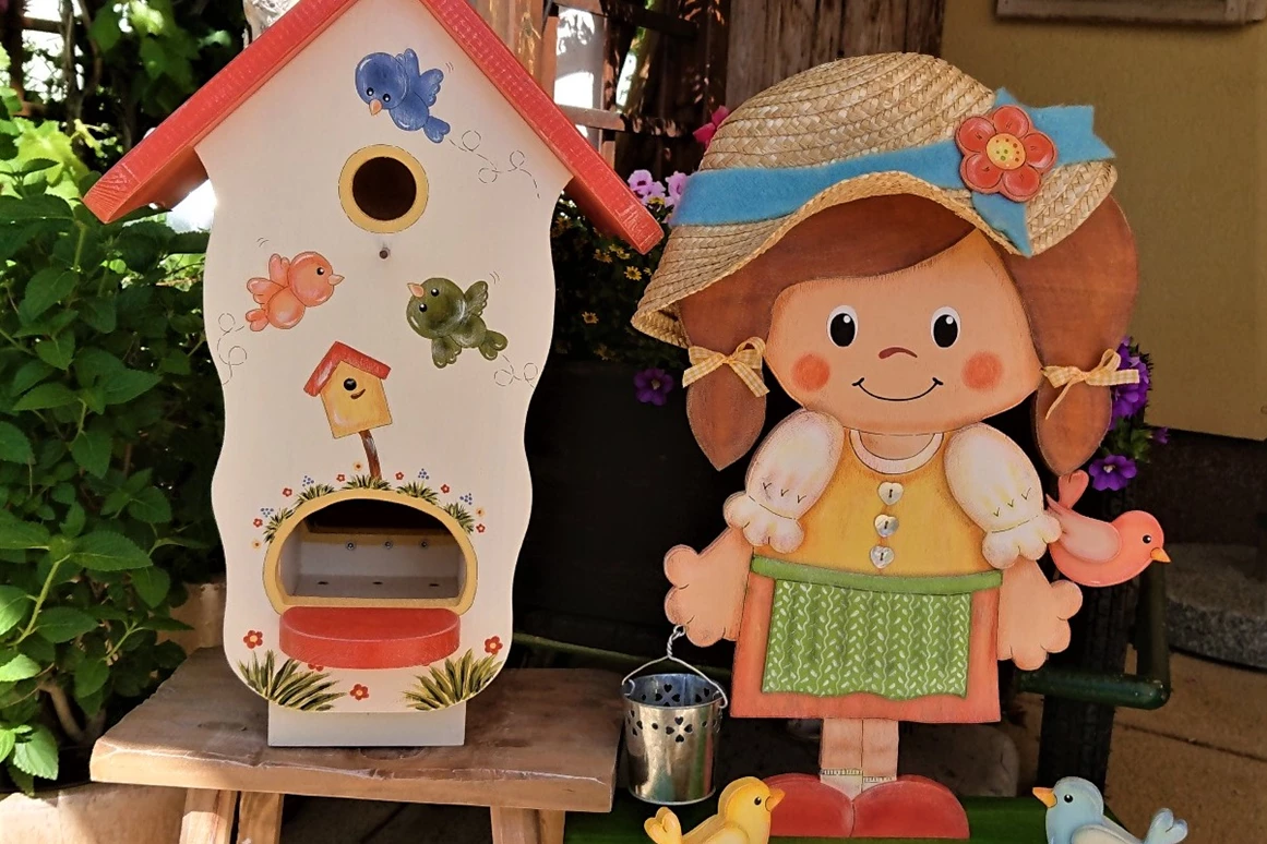 Unternehmen: Kommt ein Vogerl gefolgen - HolzHexe