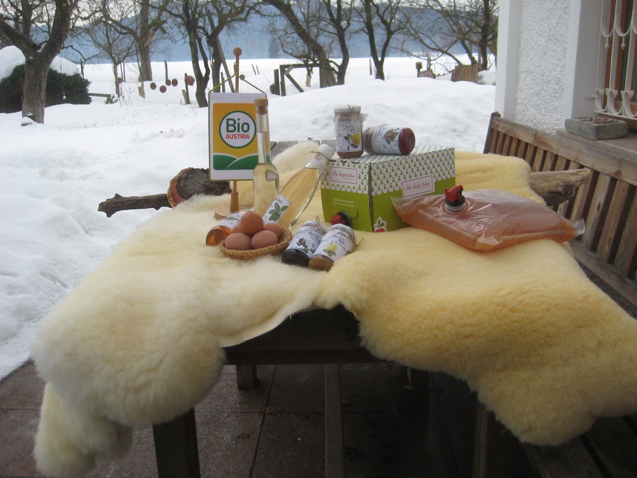 Stranzenhof Produkt-Beispiele Schaf- und Lammfelle