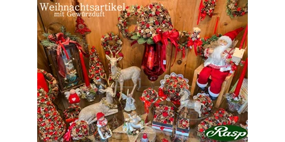 Händler - PLZ 5161 (Österreich) - Weihnachtsartikel mit Gewürzduft - Rasp Salzburg - Gewürzgebinde Hochzeitsanstecker Kunstblumen
