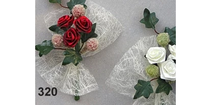 Händler - PLZ 5161 (Österreich) - Hochzeitsanstecker mit Diorrosen - Rasp Salzburg - Gewürzgebinde Hochzeitsanstecker Kunstblumen