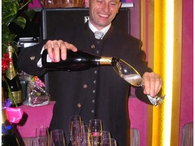 Unternehmen: weinkistl georg fürstauer