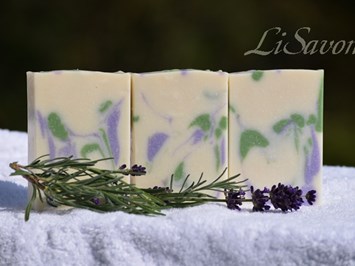 LiSavon e.U. handgerührte Seifen Produkt-Beispiele Lavendelseife