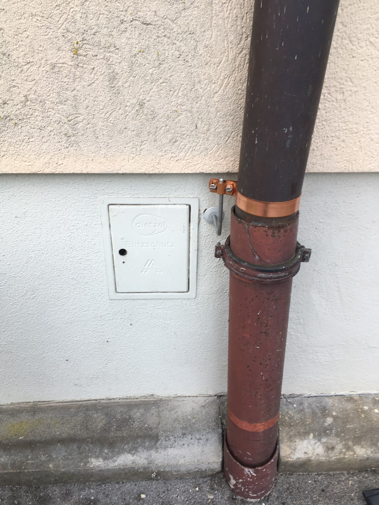 Christoph Löffelberger - LoTec Produkt-Beispiele Überprüfung Blitzschutz